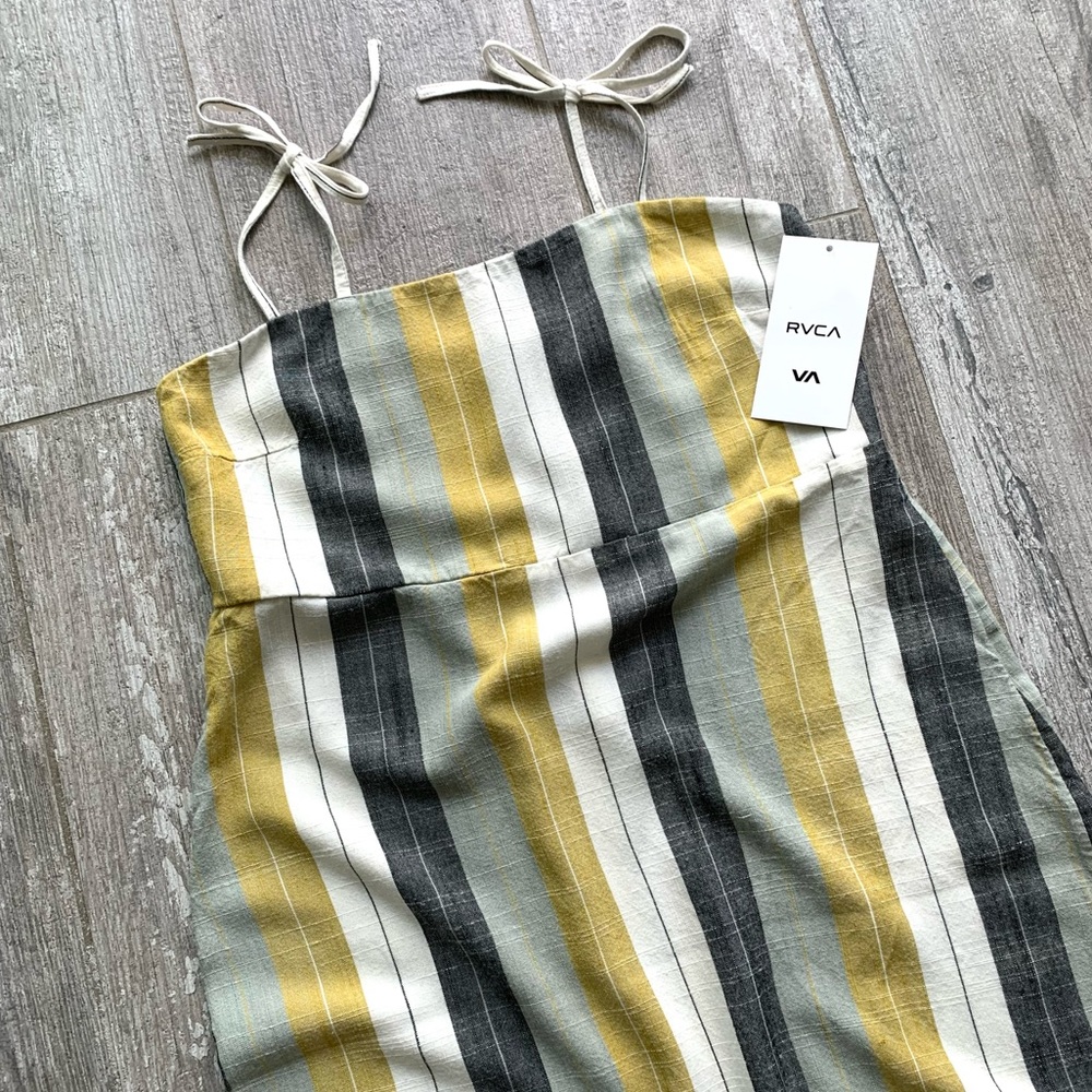 π₯π₯RVCA - TENSE MIDI DRESSπ₯π₯ - Picture 3 of 11